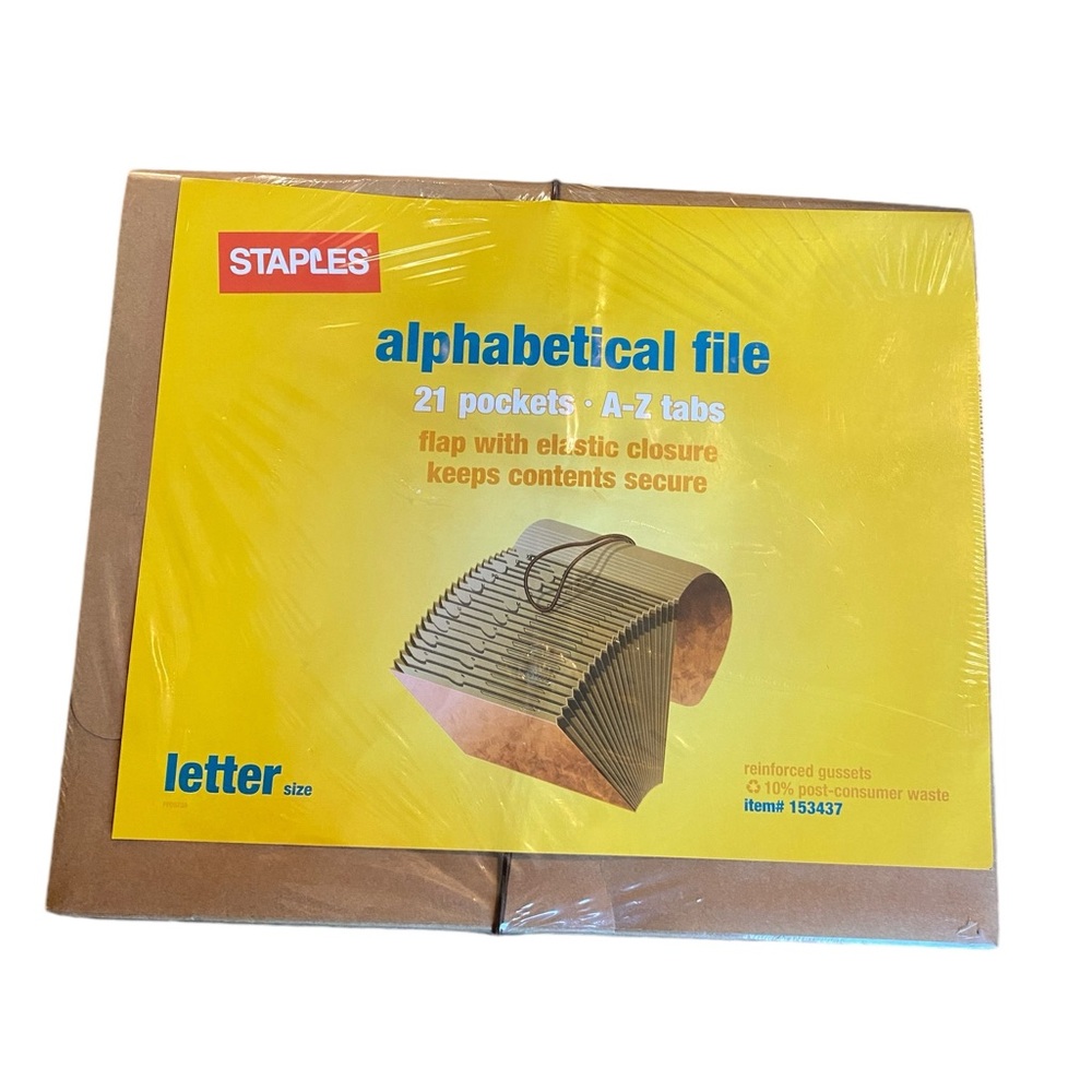 New Staples Daily File 21 Pockets, A-Z Tabs Flap with Elastic Closure, Letter Sz